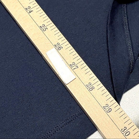 Michael Kors Mens Long Sleeve T-Shirt Crewneck XL Navy With Camo Prints NWT - Picture 12 of 15